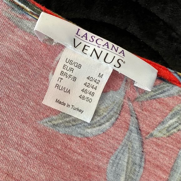 Tropical Print Tee w/ Stripe Trim - Picture 5 of 6